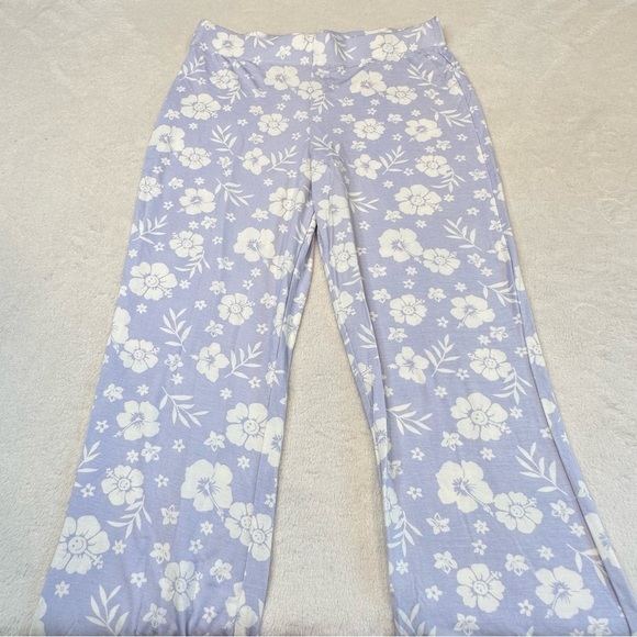NWT RSQ Purple Hibiscus Floral Flare Pull on Pants - Picture 7 of 15